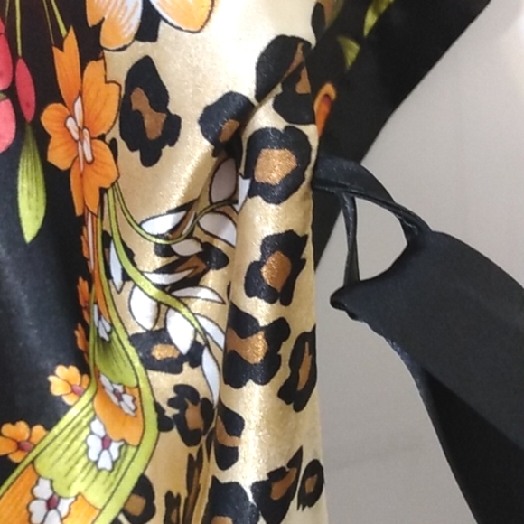 SANTE CLASSICS BLACK SATIN FLORAL KIMONO ROBE & CHEMISE 2-PC SET SIZE XL NWOT - Picture 5 of 12